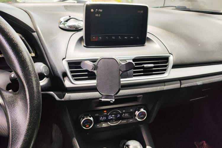 Used Mazda 3 Axela 2014 Sedan 1.5L Automatic Luxury Model Audio And AC Panel
