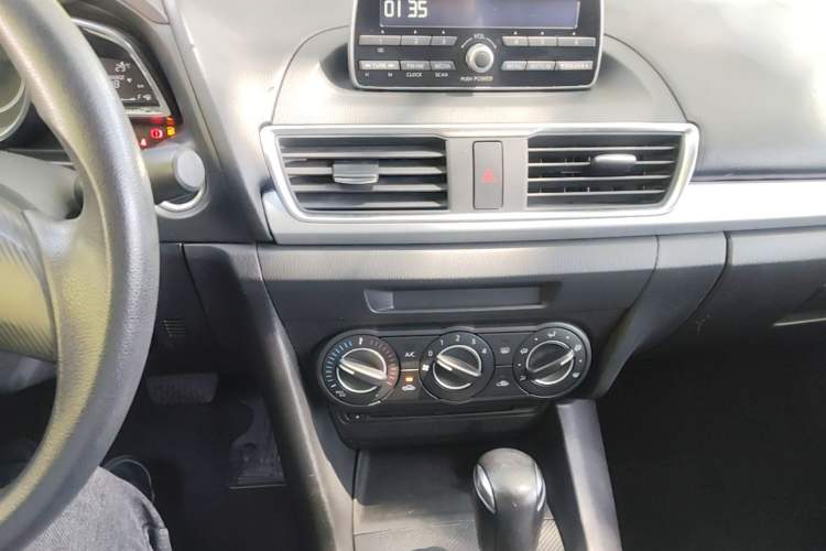 Used Mazda 3 Axela 2014 Sedan 1.5L Automatic Comfort Model Audio And AC Panel