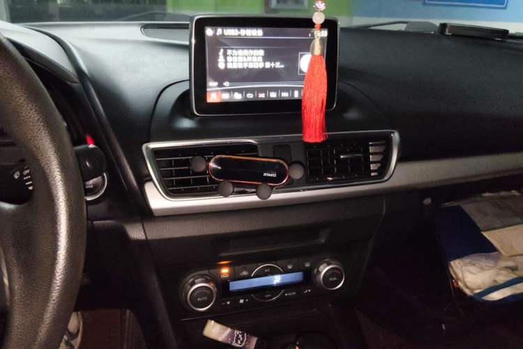 Used Mazda 3 Axela 2014 Sedan 1.5L Automatic Luxury Model Audio And AC Panel