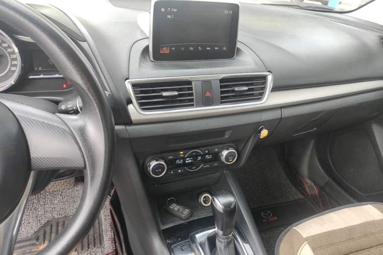 Used Mazda 3 Axela 2014 Sedan 1.5L Automatic Luxury Model Audio And AC Panel