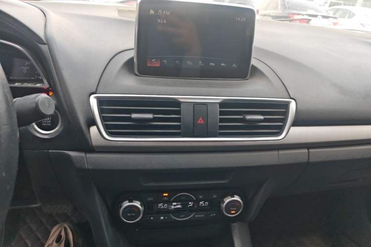 Used Mazda 3 Axela 2014 Sedan 2.0L Automatic Sport Model Audio And AC Panel