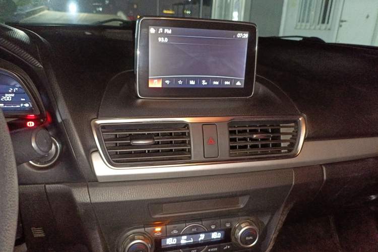 Used Mazda 3 Axela 2014 Sedan 1.5L Automatic Luxury Model Audio And AC Panel
