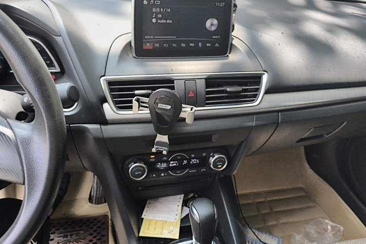Used Mazda 3 Axela 2014 Sedan 1.5L Automatic Luxury Model Audio And AC Panel