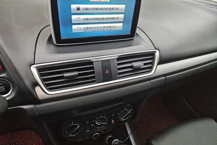 Used Mazda 3 Axela 2014 Sedan 1.5L Automatic Comfort Model Audio And AC Panel