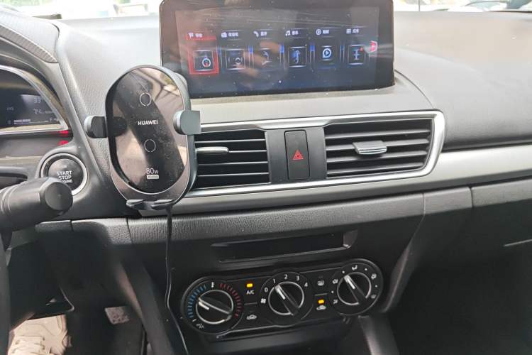 Used Mazda 3 Axela 2014 Sedan 1.5L Manual Comfort Model Audio And AC Panel