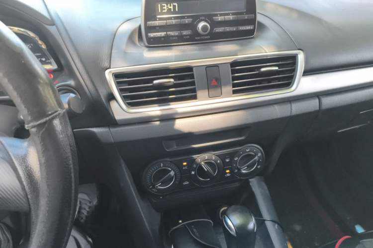 Used Mazda 3 Axela 2014 Sedan 1.5L Automatic Comfort Model Audio And AC Panel