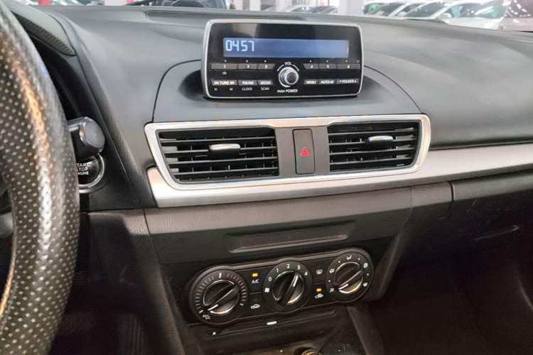 Used Mazda 3 Axela 2014 Sedan 1.5L Automatic Comfort Model Audio And AC Panel