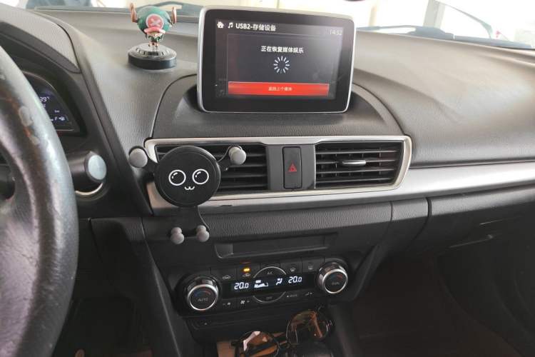 Used Mazda 3 Axela 2014 Sedan 1.5L Automatic Luxury Model Audio And AC Panel