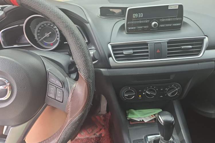 Used Mazda 3 Axela 2014 Sedan 1.5L Automatic Comfort Model Audio And AC Panel