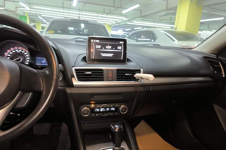 Used Mazda 3 Axela 2014 Sedan 1.5L Automatic Luxury Model Audio And AC Panel