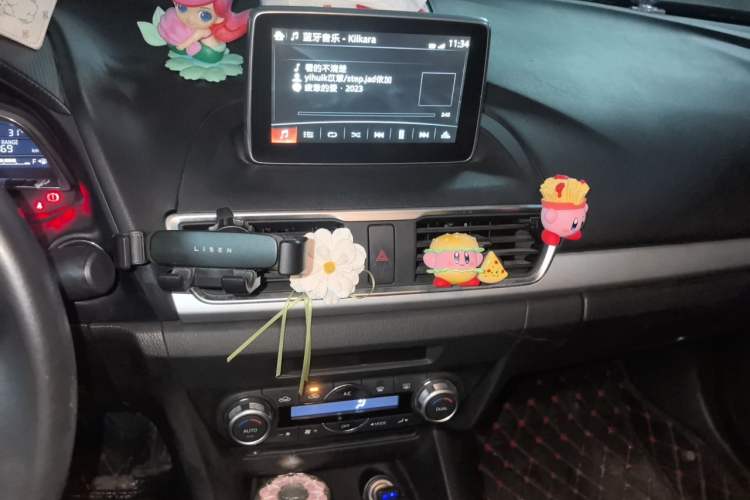 Used Mazda 3 Axela 2014 Sedan 2.0L Automatic Sport Model Audio And AC Panel