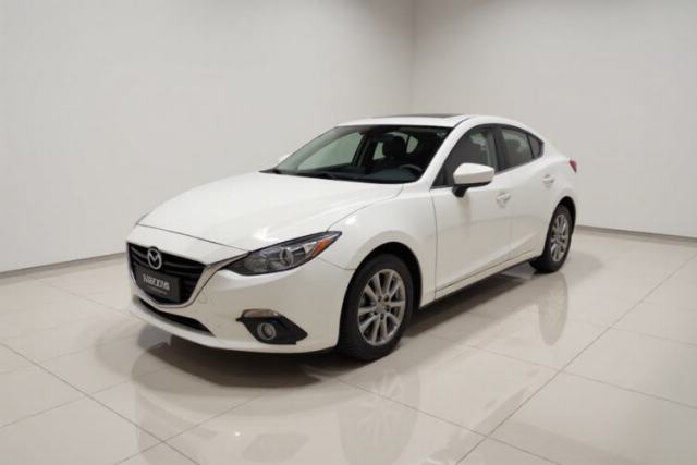 Used Mazda 3 Axela 2014 Sedan 1.5L Automatic Luxury Model