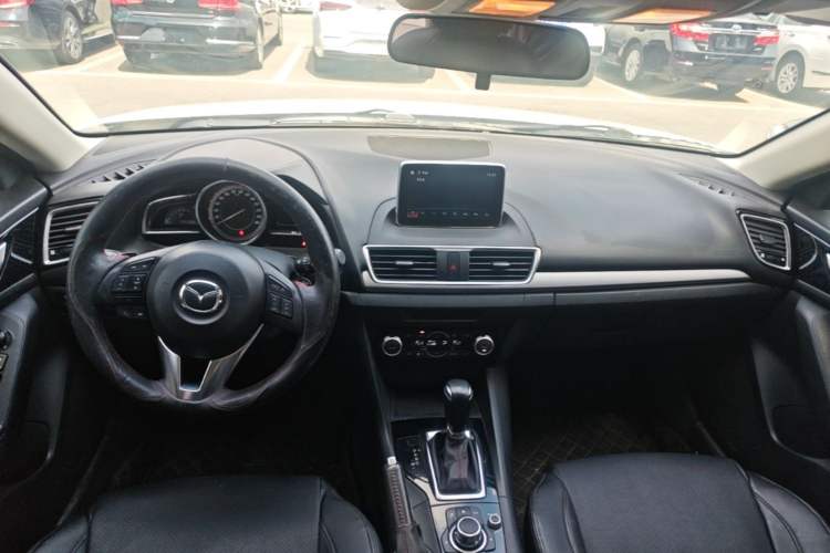Used Mazda 3 Axela 2014 Sedan 2.0L Automatic Sport Model Center Console
