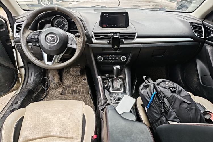 Used Mazda 3 Axela 2014 Sedan 2.0L Automatic Sport Model Center Console
