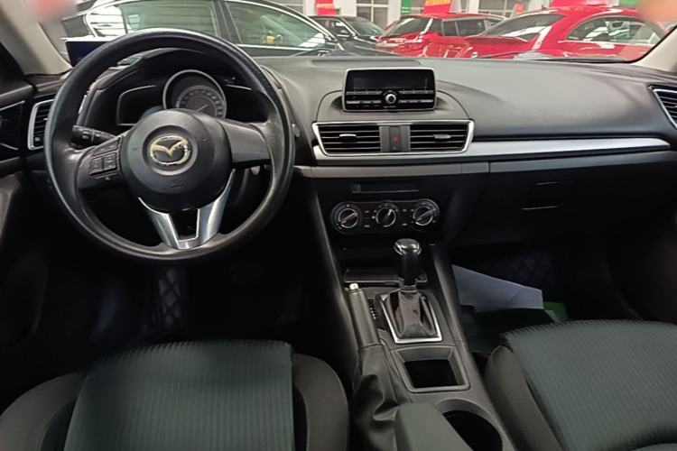 Used Mazda 3 Axela 2014 Sedan 1.5L Automatic Comfort Model Center Console