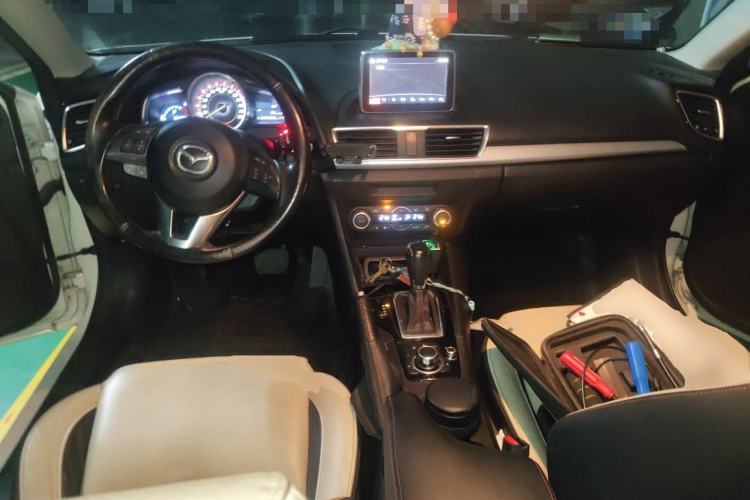 Used Mazda 3 Axela 2014 Sedan 2.0L Automatic Sport Model Center Console