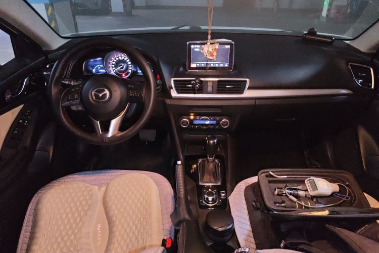 Used Mazda 3 Axela 2014 Sedan 2.0L Automatic Sport Model Center Console