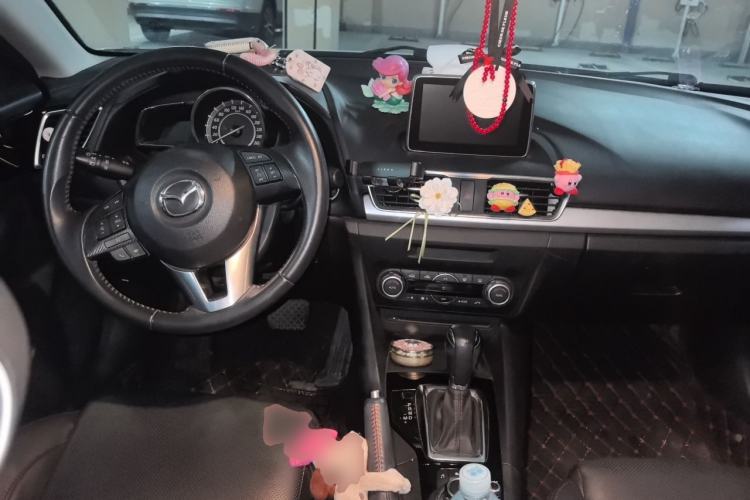 Used Mazda 3 Axela 2014 Sedan 2.0L Automatic Sport Model Center Console