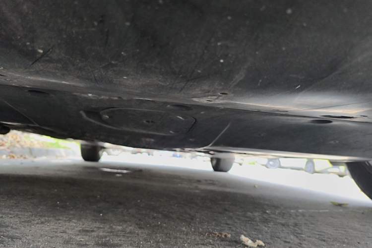 Used Mazda 3 Axela 2014 Sedan 1.5L Automatic Luxury Model Chassis Front
