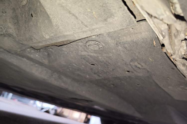 Used Mazda 3 Axela 2014 Sedan 1.5L Manual Comfort Model Chassis Front Left