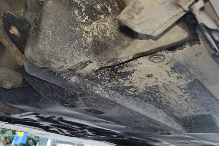 Used Mazda 3 Axela 2014 Sedan 1.5L Automatic Comfort Model Chassis Front Left