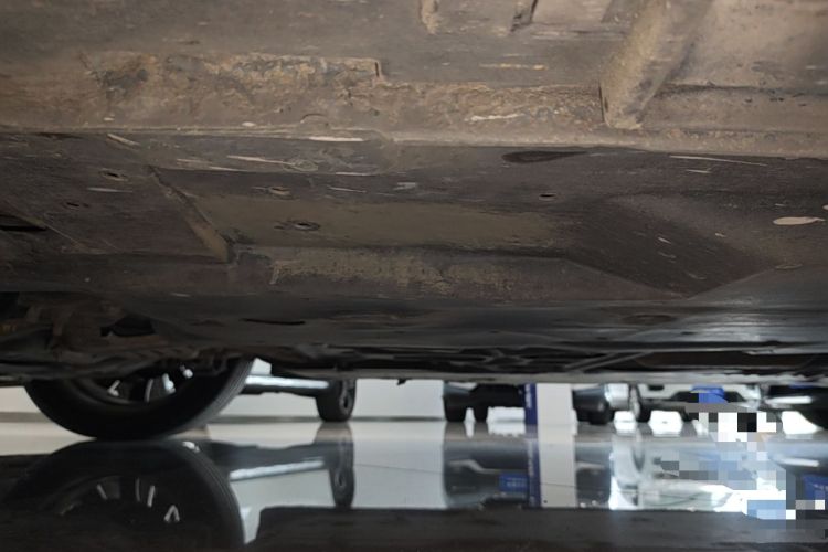 Used Mazda 3 Axela 2014 Sedan 2.0L Automatic Sport Model Chassis Front Left