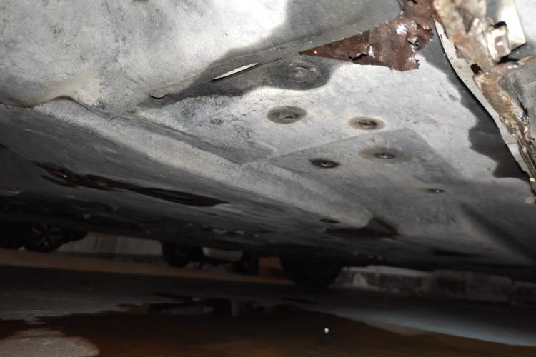 Used Mazda 3 Axela 2014 Sedan 1.5L Automatic Luxury Model Chassis Front Left