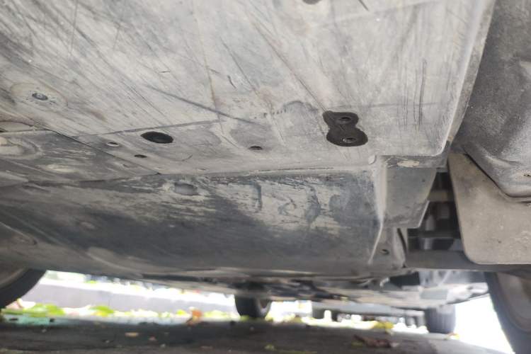 Used Mazda 3 Axela 2014 Sedan 2.0L Automatic Sport Model Chassis Front Left