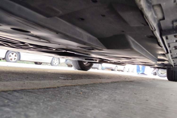 Used Mazda 3 Axela 2014 Sedan 1.5L Automatic Comfort Model Chassis Front Left