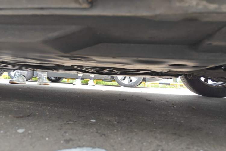 Used Mazda 3 Axela 2014 Sedan 1.5L Manual Comfort Model Chassis Front Right