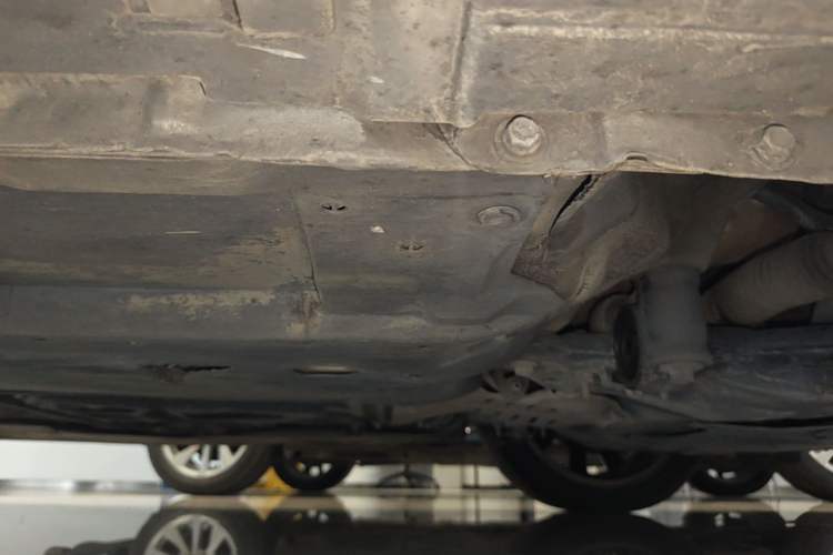 Used Mazda 3 Axela 2014 Sedan 2.0L Automatic Sport Model Chassis Front Right