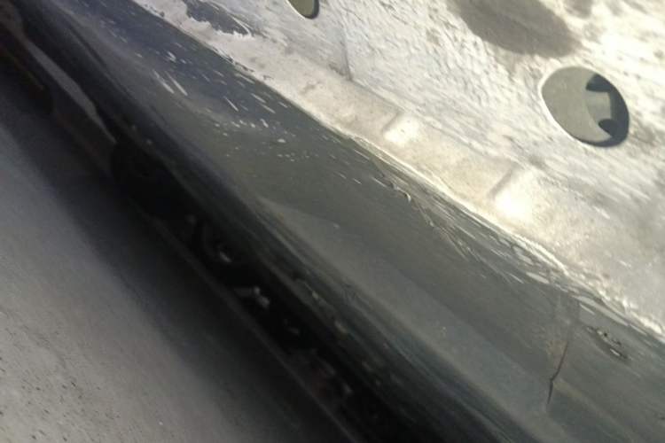 Used Mazda 3 Axela 2014 Sedan 1.5L Automatic Luxury Model Chassis Front Right