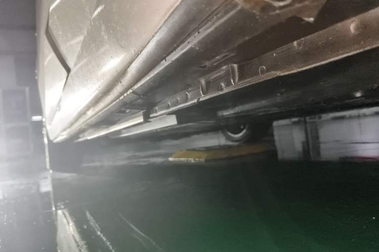 Used Mazda 3 Axela 2014 Hatchback 2.0L Automatic Sport Model Chassis Rear Left