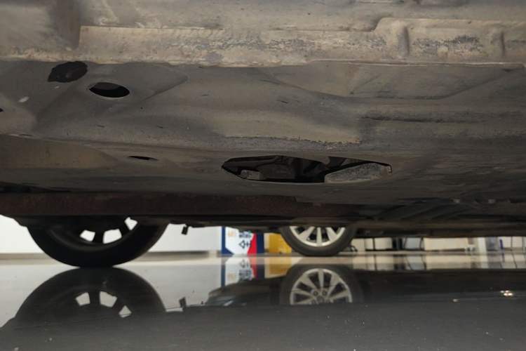 Used Mazda 3 Axela 2014 Sedan 2.0L Automatic Sport Model Chassis Rear Right