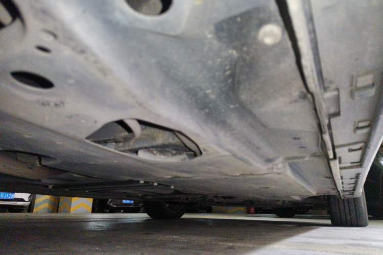 Used Mazda 3 Axela 2014 Hatchback 2.0L Automatic Flagship Model Chassis Rear Right