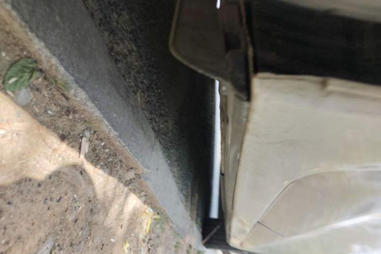Used Mazda 3 Axela 2014 Sedan 1.5L Automatic Comfort Model Chassis Rear Right