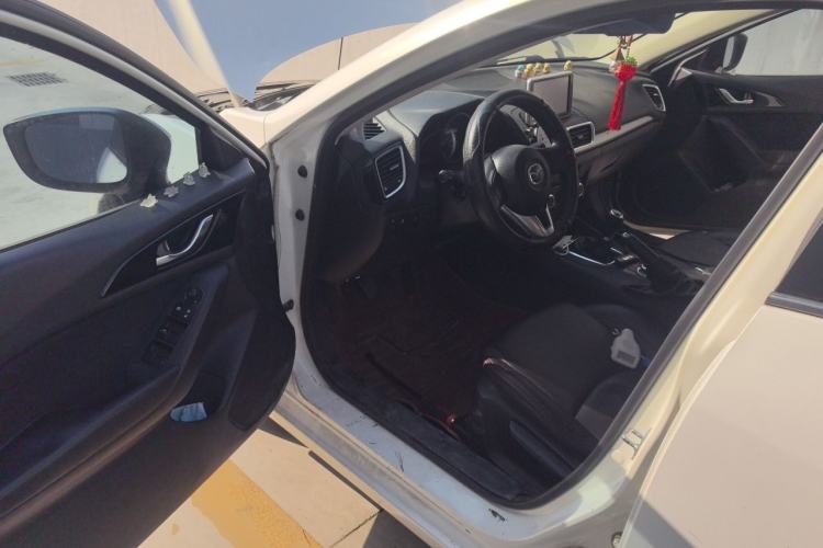 Used Mazda 3 Axela 2014 Sedan 1.5L Manual Comfort Model Driver Seat