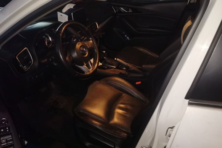 Used Mazda 3 Axela 2014 Sedan 2.0L Automatic Flagship Model Driver Seat