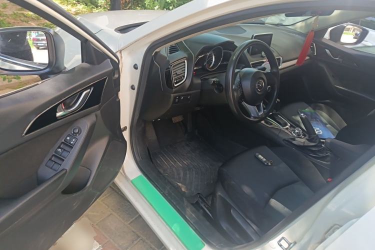 Used Mazda 3 Axela 2014 Sedan 1.5L Automatic Luxury Model Driver Seat
