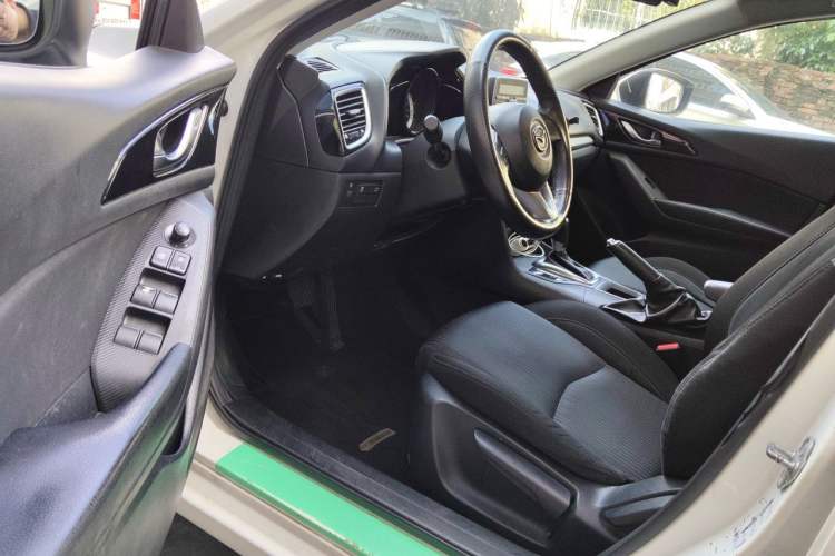 Used Mazda 3 Axela 2014 Sedan 1.5L Automatic Comfort Model Driver Seat