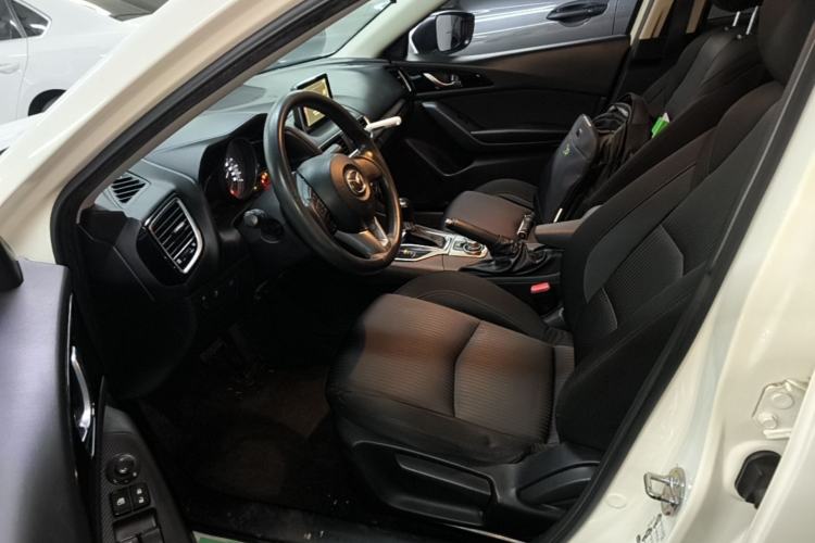 Used Mazda 3 Axela 2014 Sedan 1.5L Automatic Luxury Model Driver Seat