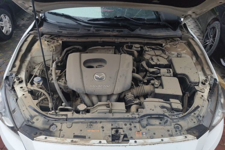 Used Mazda 3 Axela 2014 Sedan 1.5L Manual Comfort Model Engine Bay
