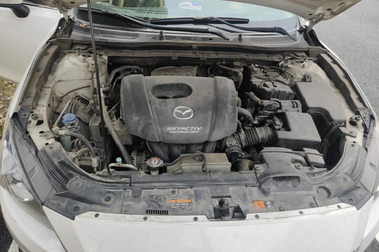 Used Mazda 3 Axela 2014 Sedan 1.5L Automatic Luxury Model Engine Bay