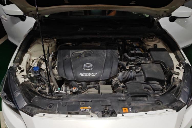 Used Mazda 3 Axela 2014 Hatchback 2.0L Automatic Flagship Model Engine Bay