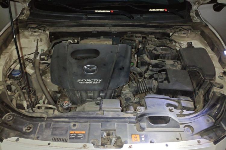 Used Mazda 3 Axela 2014 Sedan 1.5L Manual Comfort Model Engine Bay