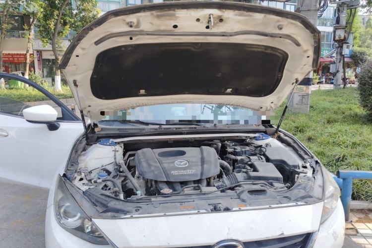 Used Mazda 3 Axela 2014 Sedan 1.5L Manual Comfort Model Engine Bay