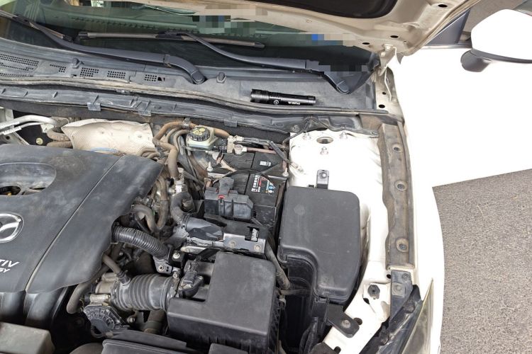 Used Mazda 3 Axela 2014 Sedan 1.5L Manual Comfort Model Engine Bay Left