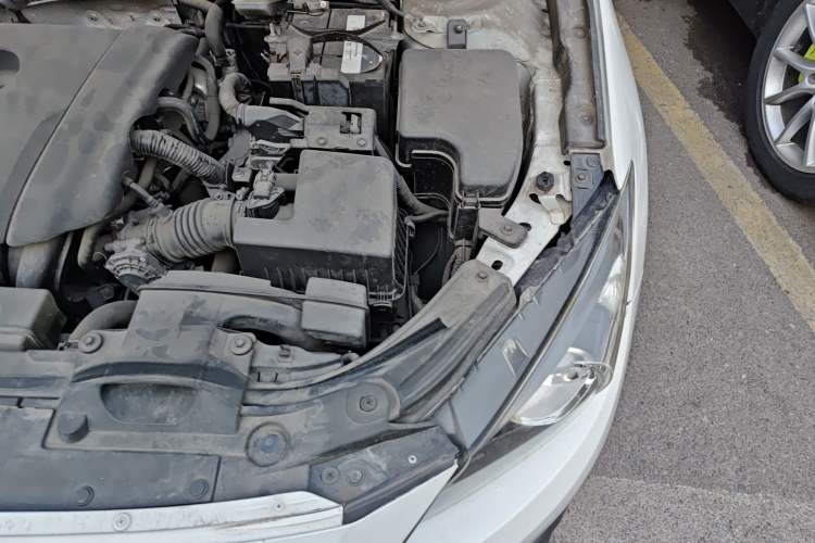 Used Mazda 3 Axela 2014 Sedan 1.5L Automatic Prestige Model Engine Bay Left