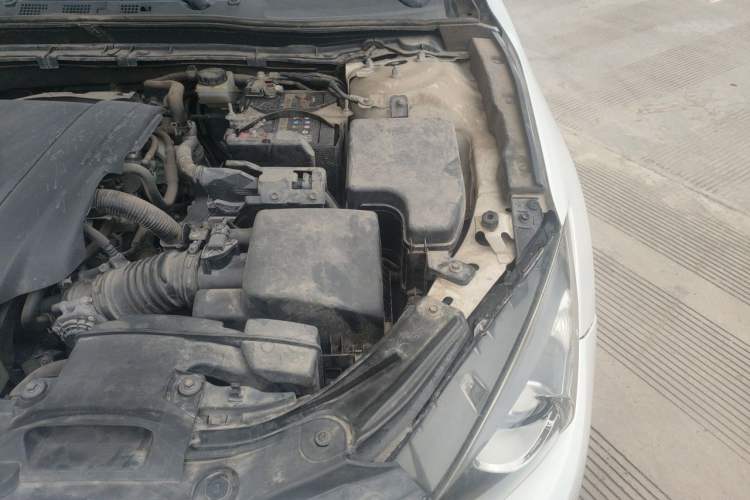 Used Mazda 3 Axela 2014 Sedan 2.0L Automatic Flagship Model Engine Bay Left