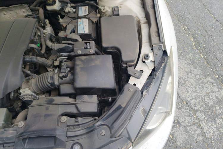 Used Mazda 3 Axela 2014 Sedan 2.0L Automatic Sport Model Engine Bay Left